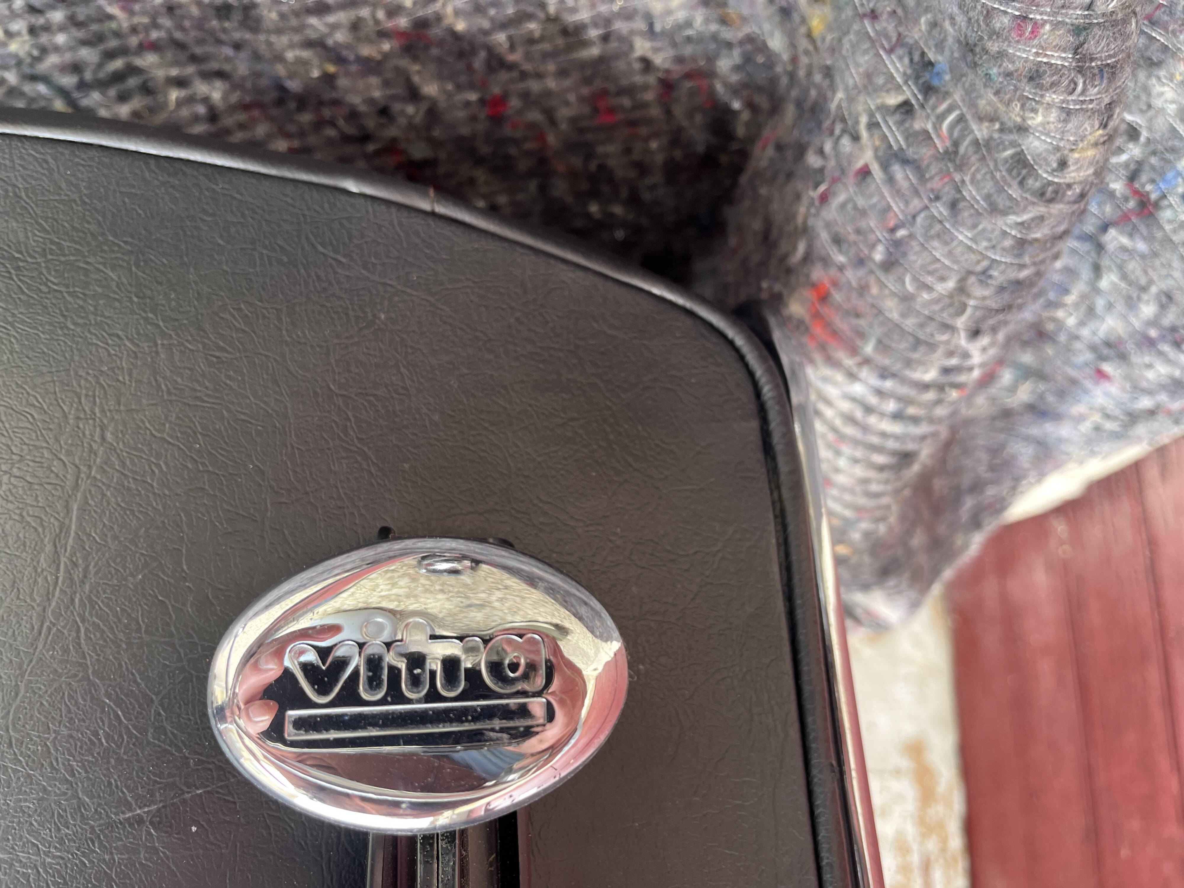 Charles Eames Vitra ES104 leather office chair