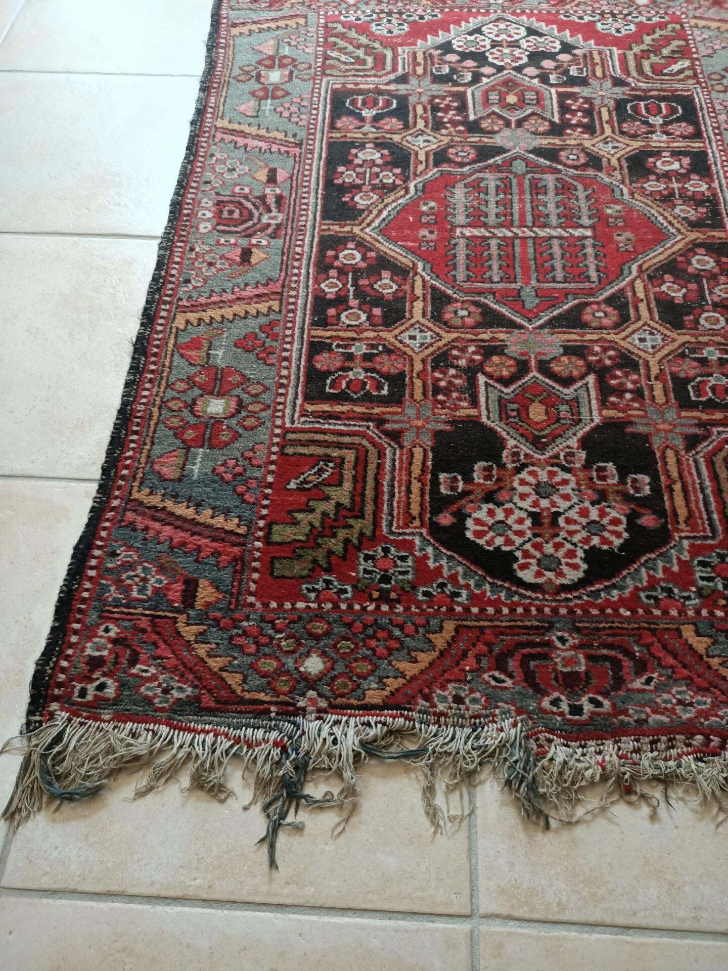 Antique Heriz rug 105 x 160 handmade