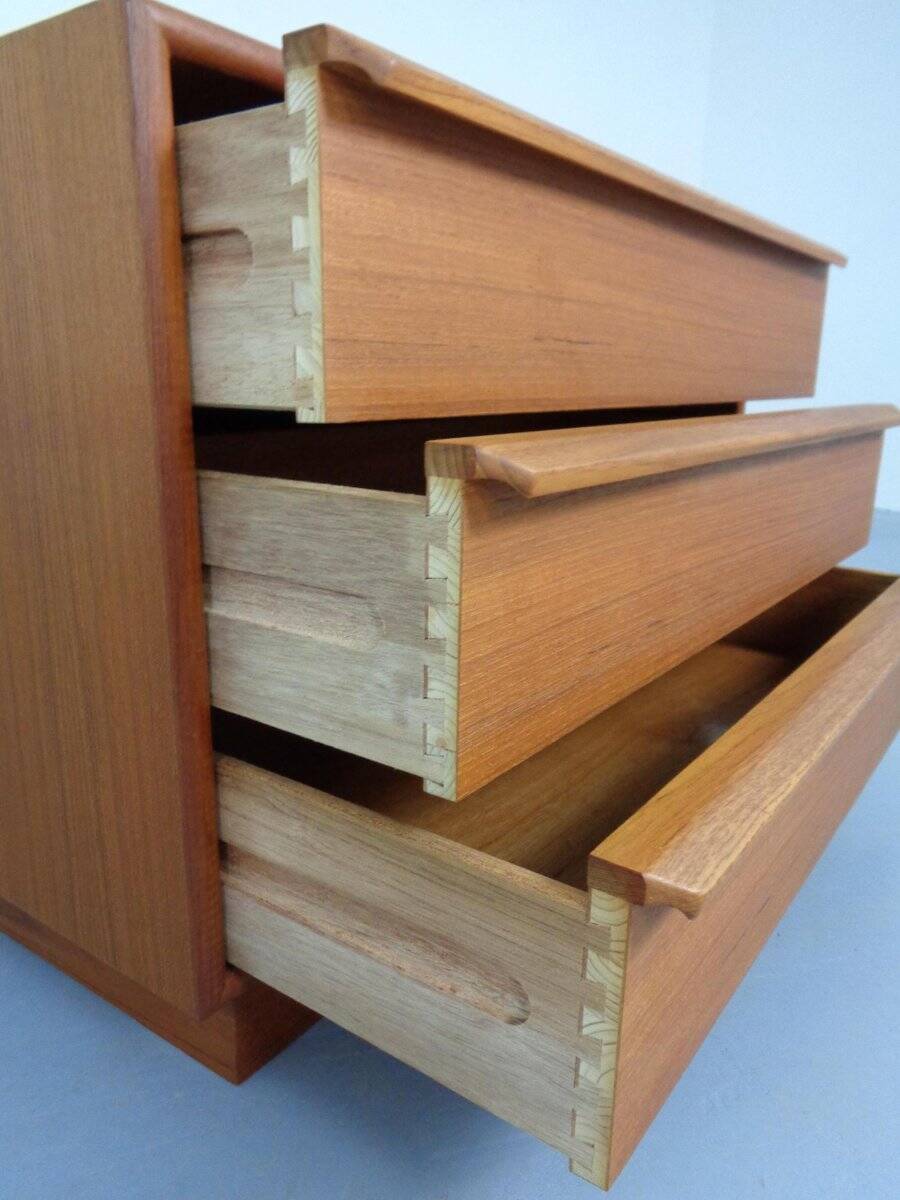 Danish Teak Chest of Drawers from Gasvig Møbler, 1960s