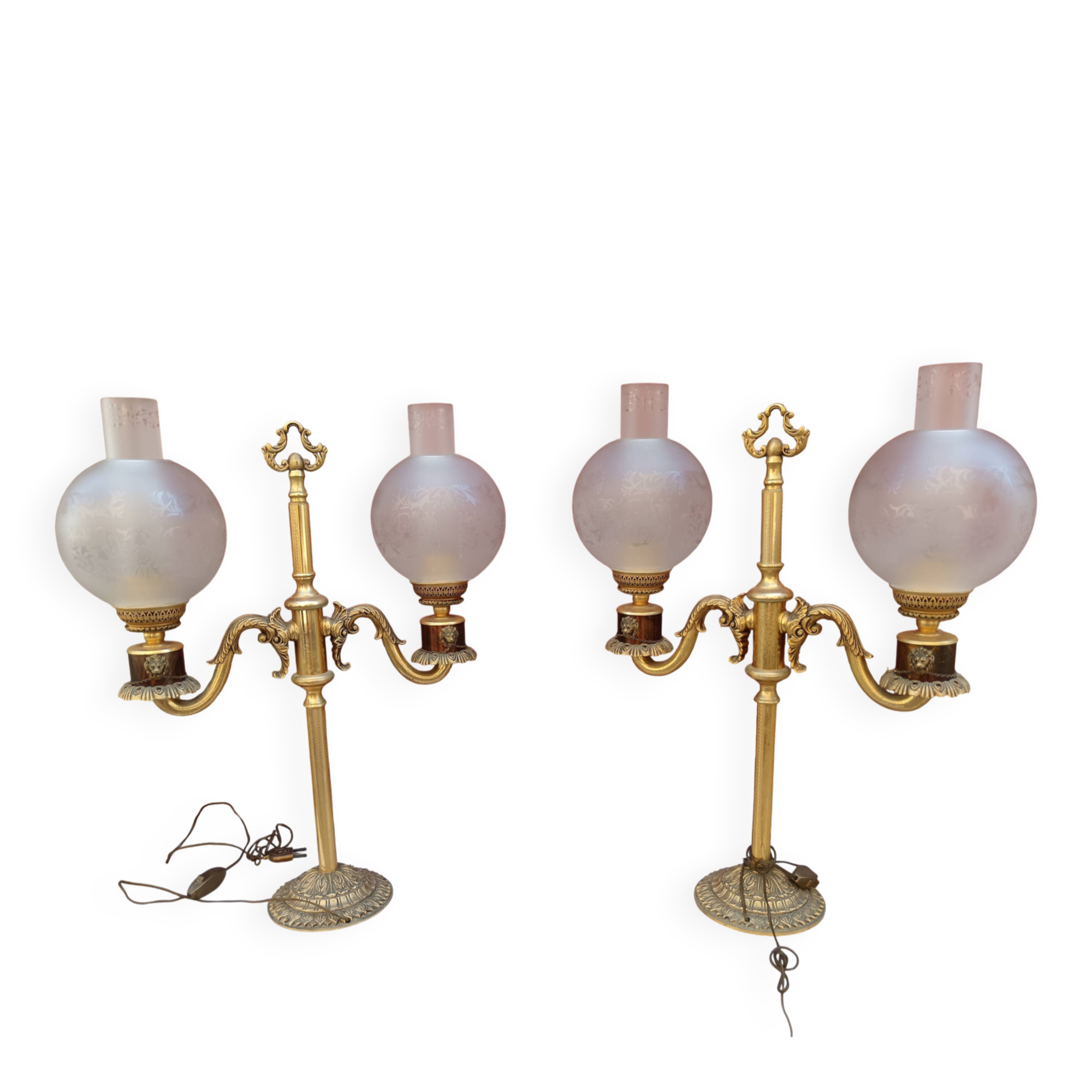 Paire de lampes style Napoléon III à têtes de lions