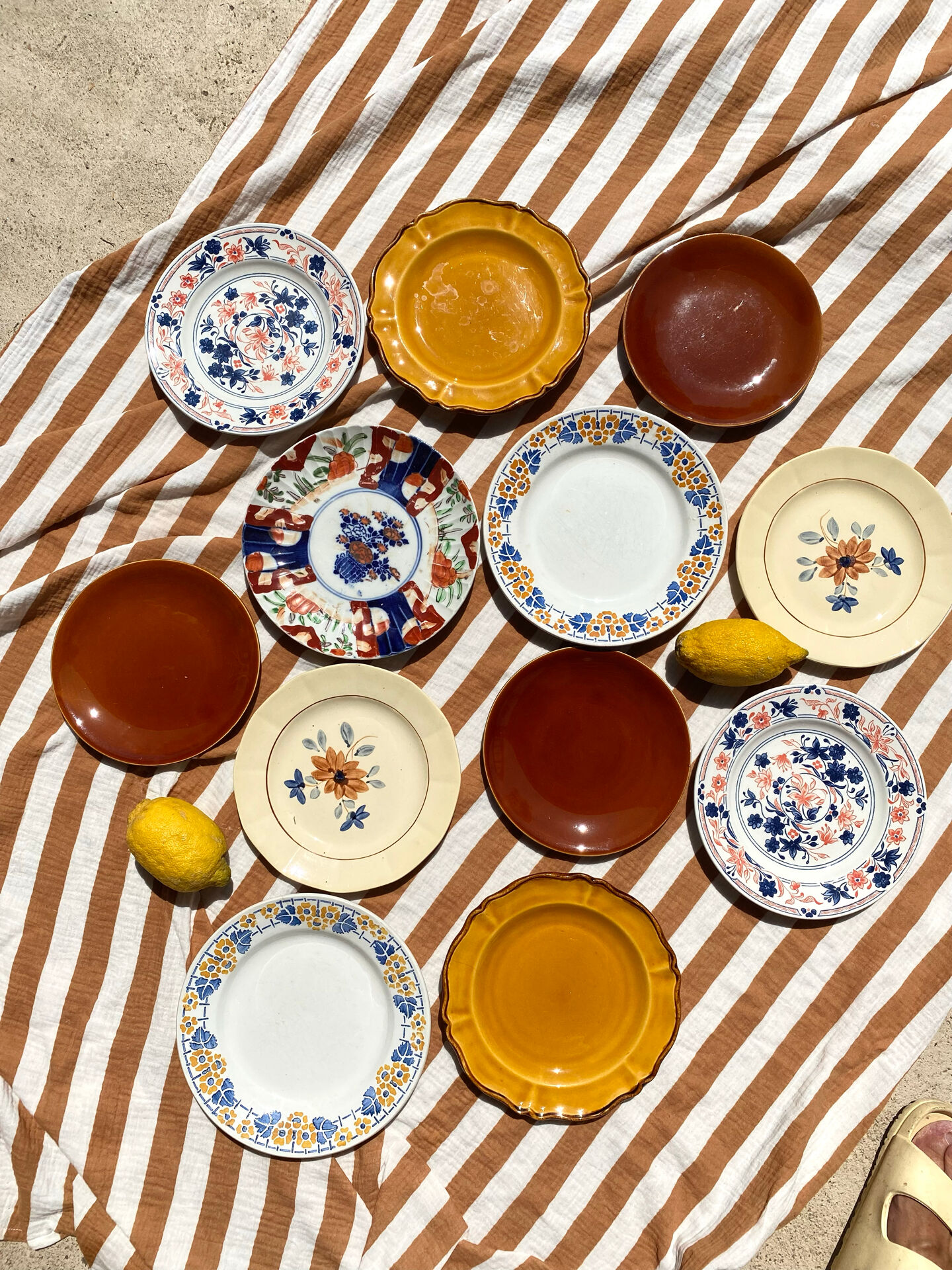 Set of 12 mismatched antique plates