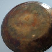 Plat cloisonné et laiton