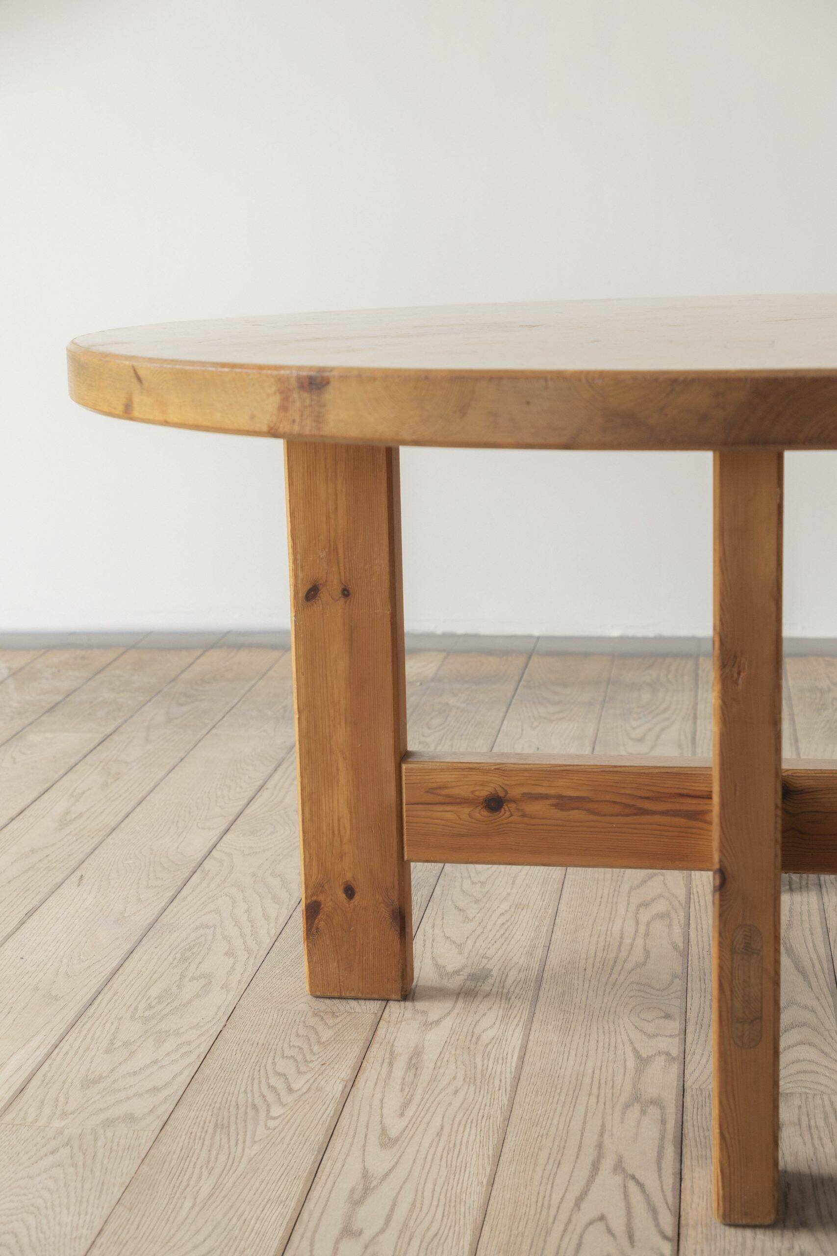 Roland Wilhelmsson, dining table