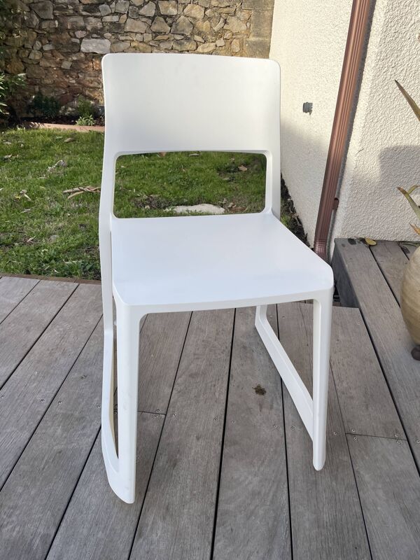 Chaise Vitra Tip Ton blanche – design Barber & Osgerby