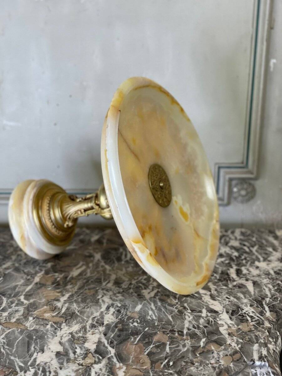 Coupe en onyx et bronze doré vers 1880