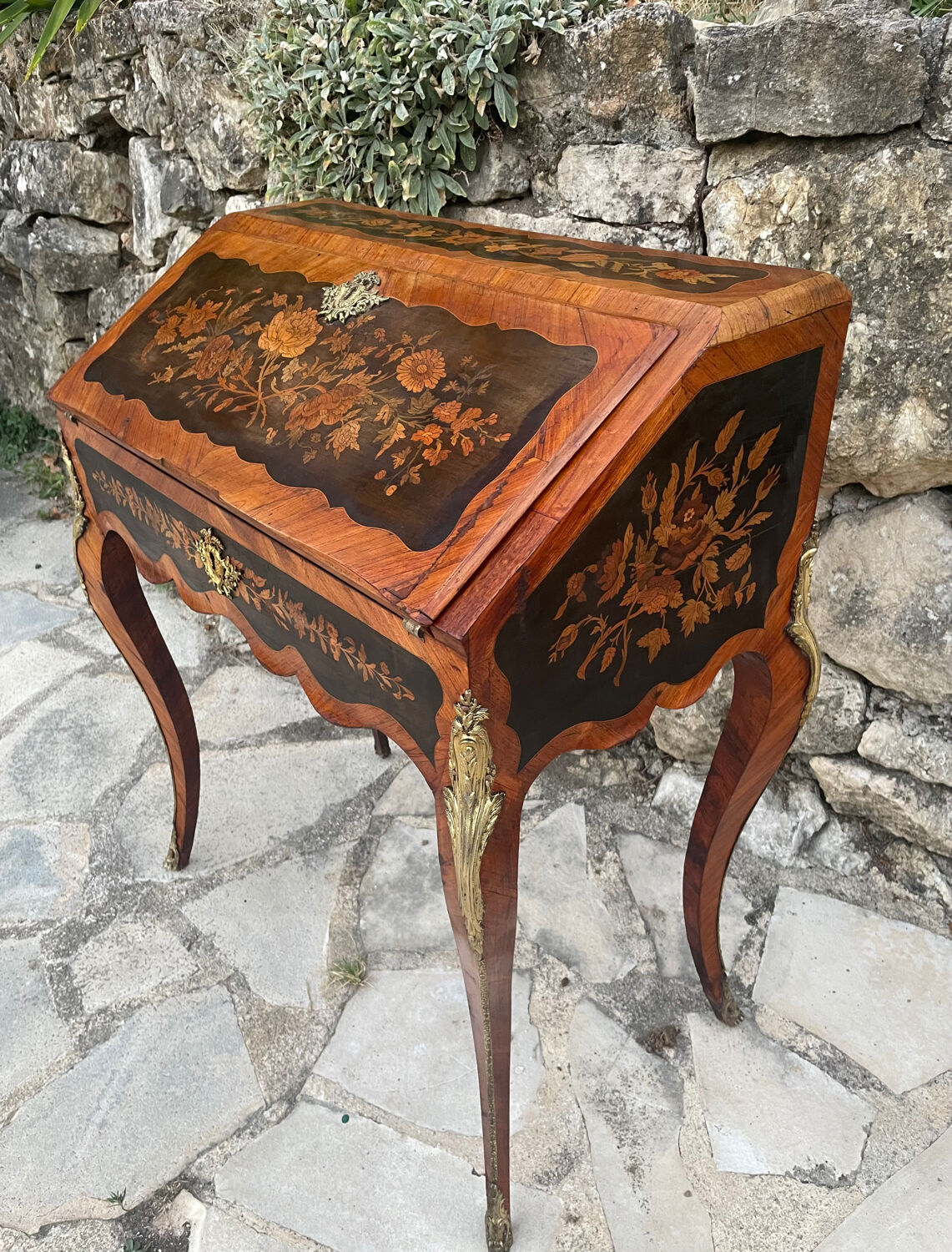 Small Napoleon III Sloping Desk in Marquetry
