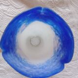Signé degué - tulipe en verre marmoréen blanc et bleu roy