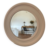 Round mirror