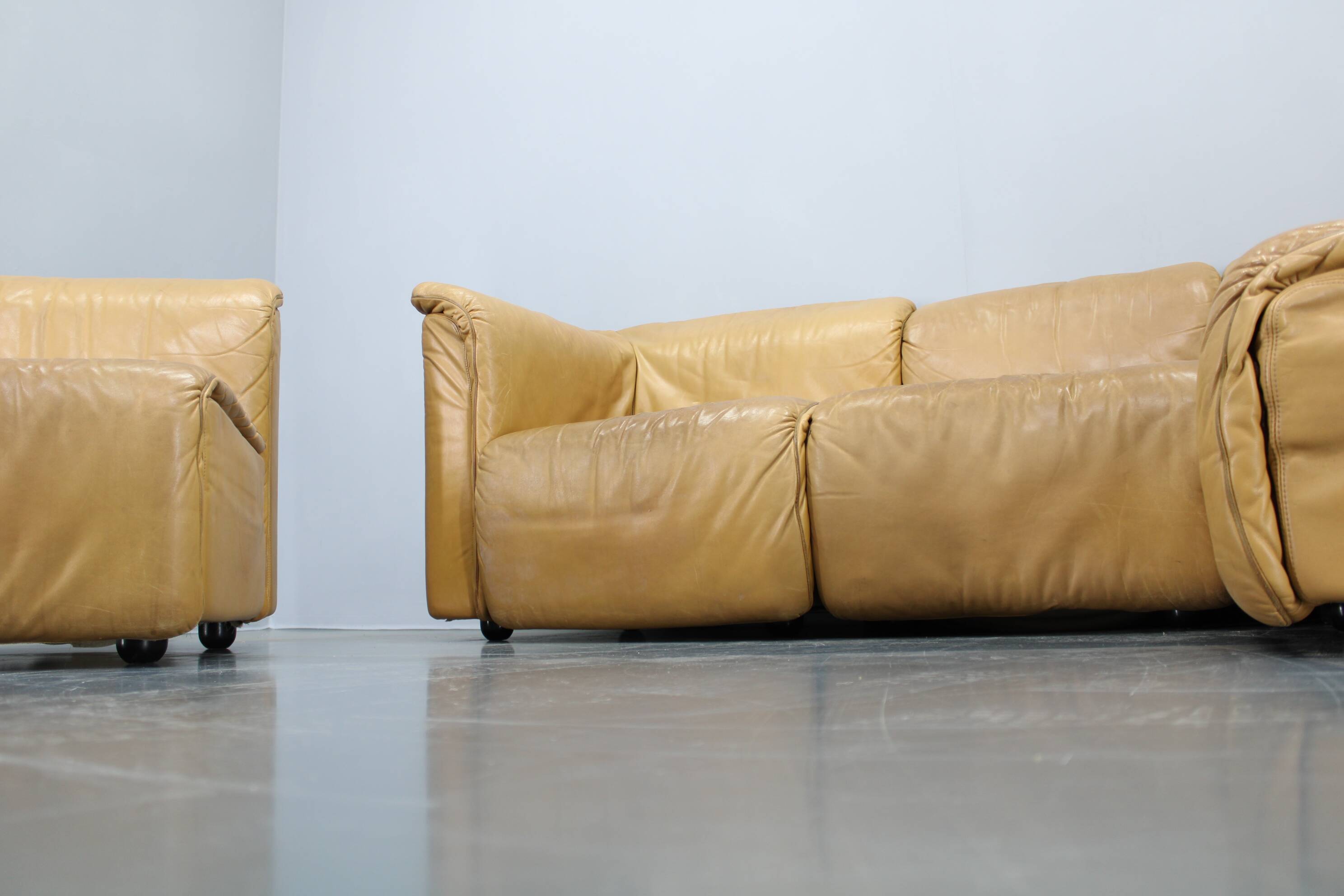 1970s Wittmann Hochbaret leather Modular Sofa, Austria