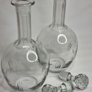 Pair of carafes in cut crystal XIX th, 31 cm