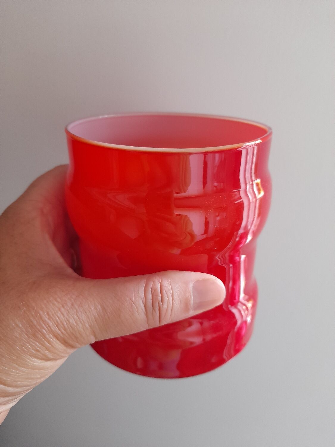 Italian candy box in red opaline