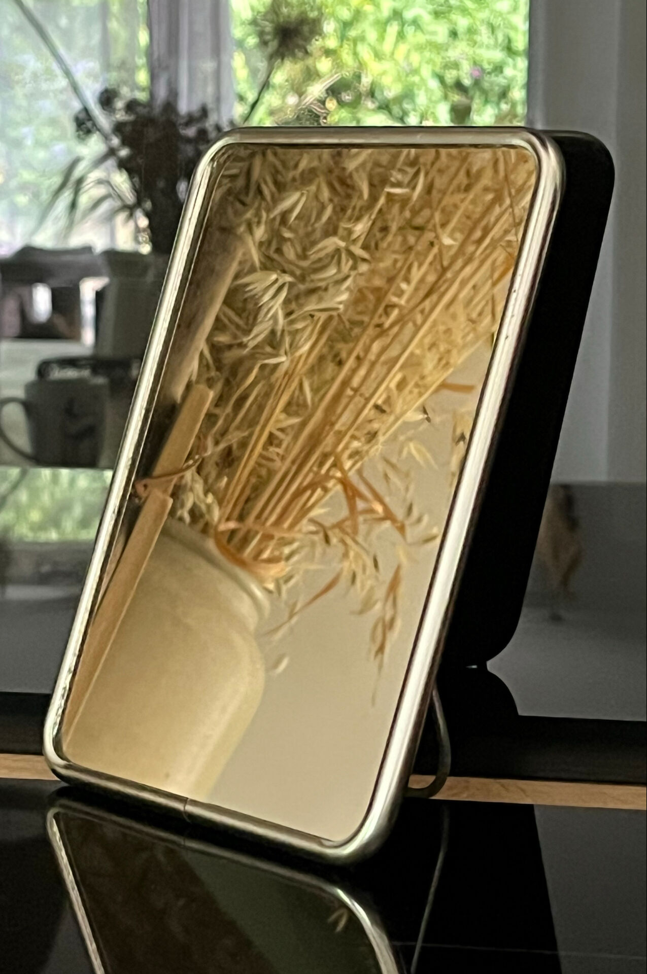 Small barber's mirror