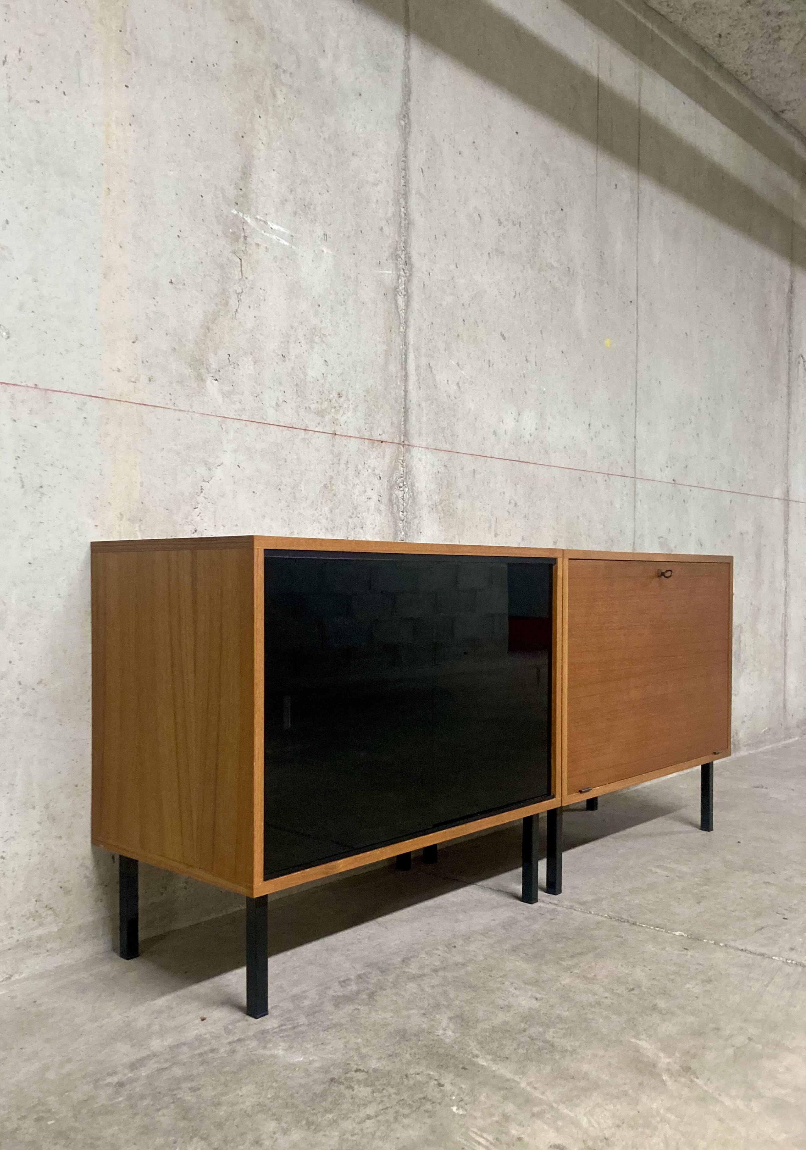 Enfilade moderniste vitrine teck Philippon et Lecoq vintage années 60