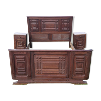 Bed with night tables