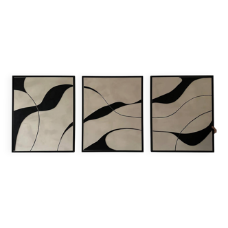 Triptych table design in black and linen beige.