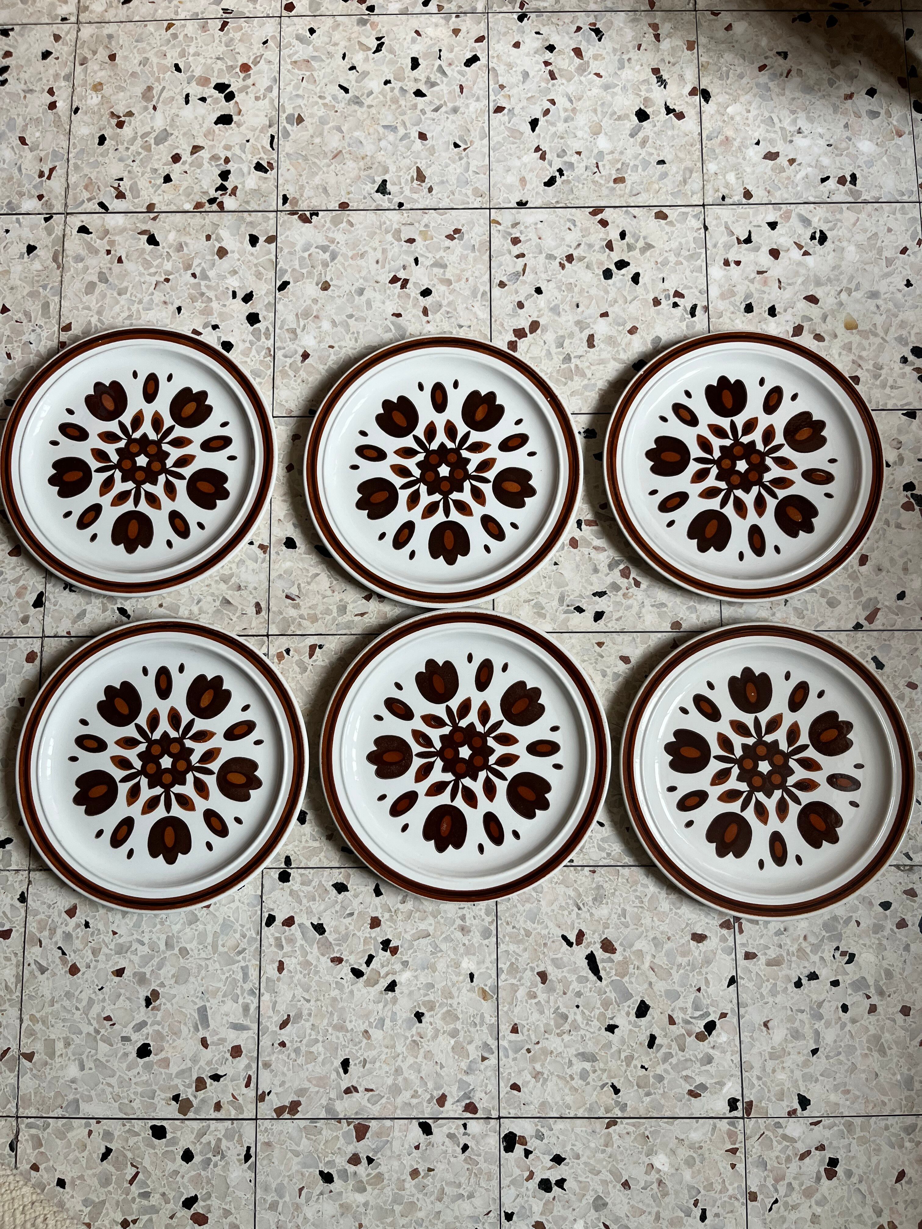 6 assiettes plates