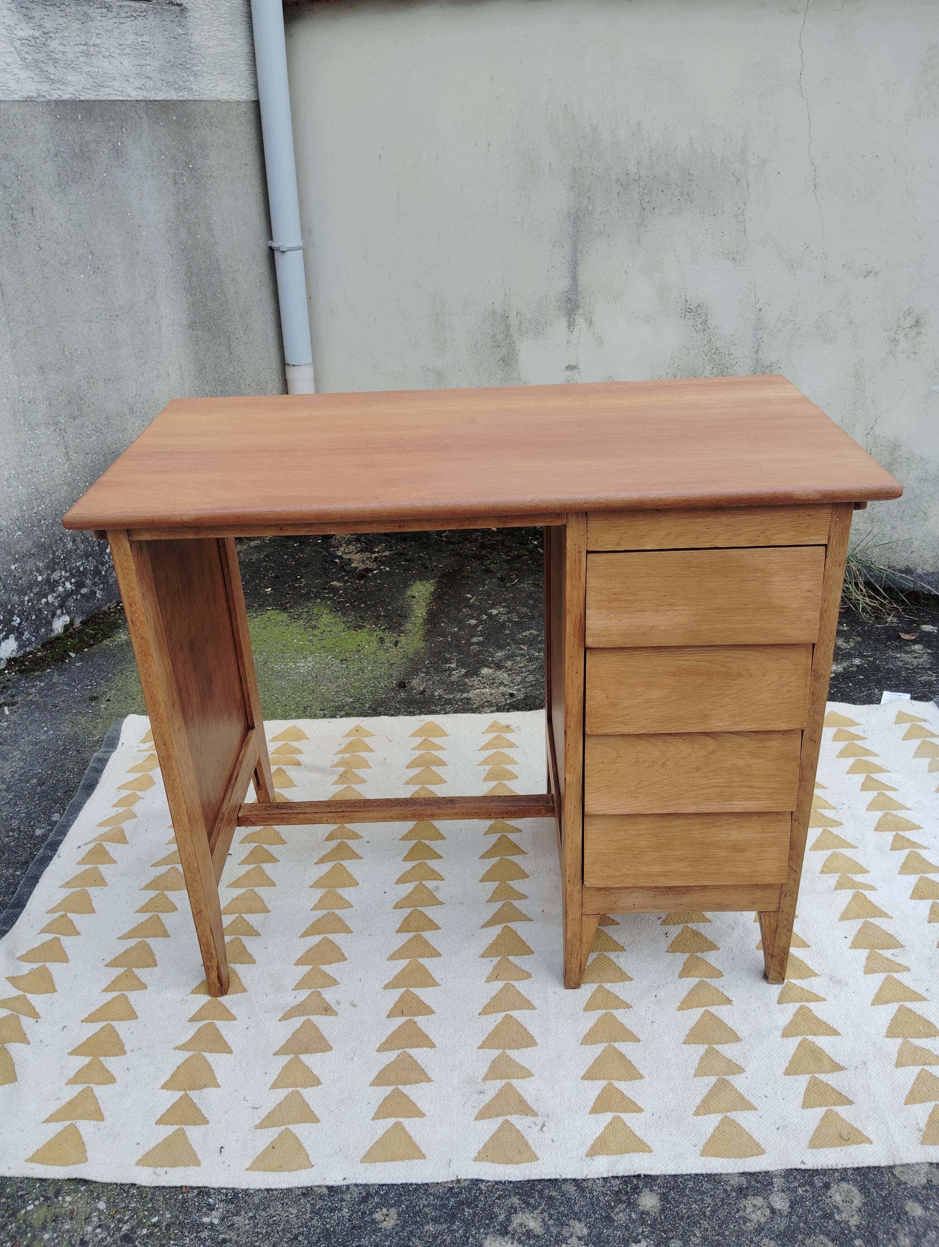 Vintage desk with small footprint