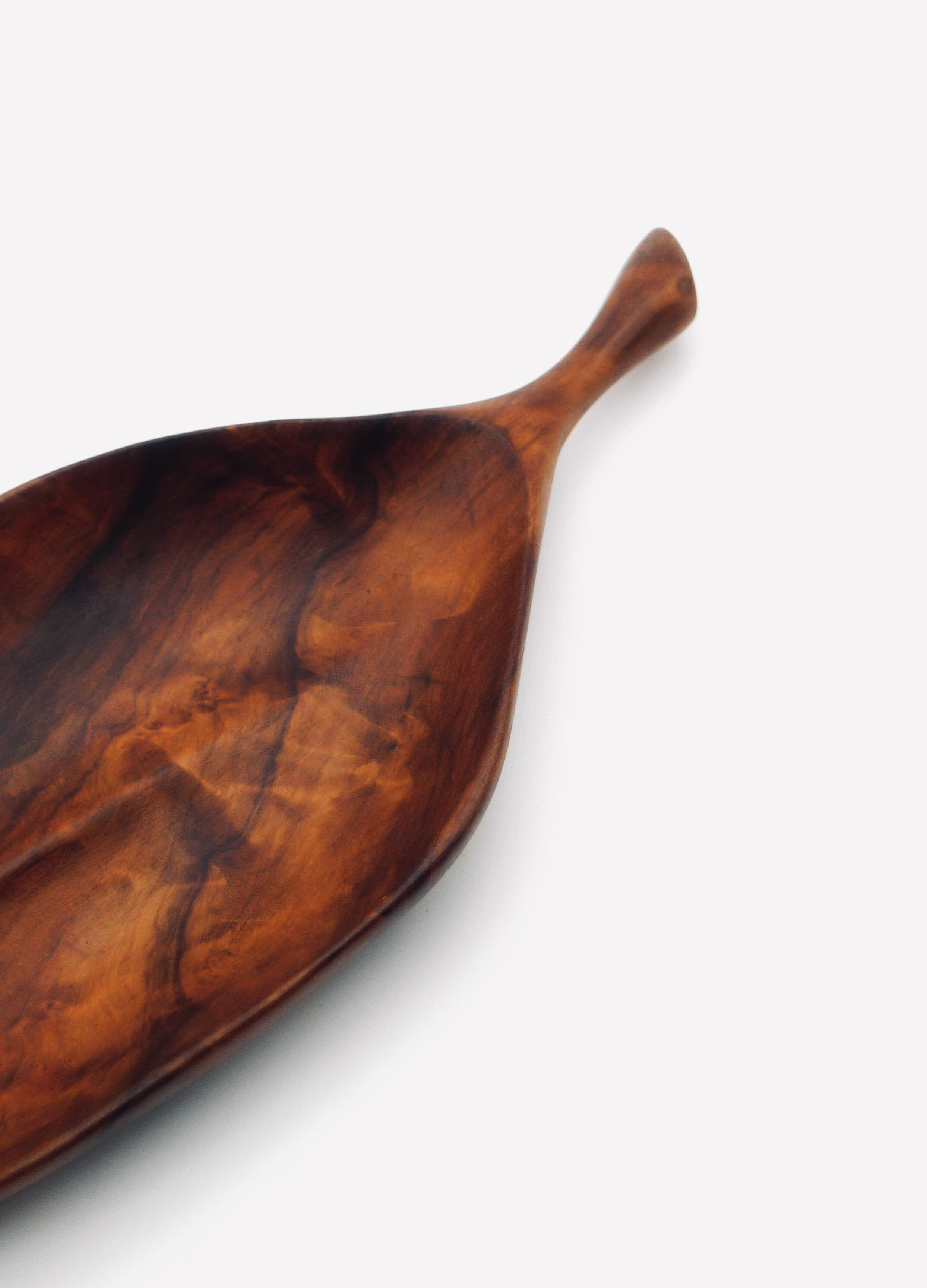 olive wood pocket emptier