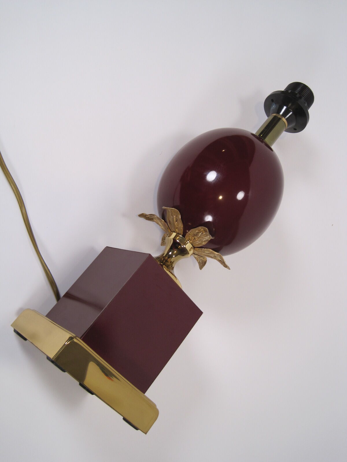 Luxury light lamp lounge egg ostrich 1970 awarded to Louis Drimmer