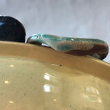 Paris ceramic dish with slip decoration, by Suzy Coste