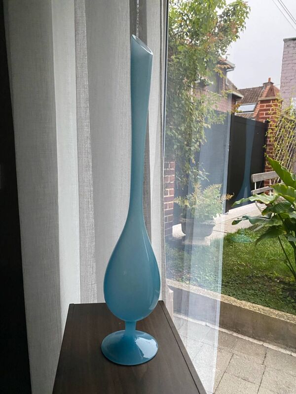 Vase opaline vintage