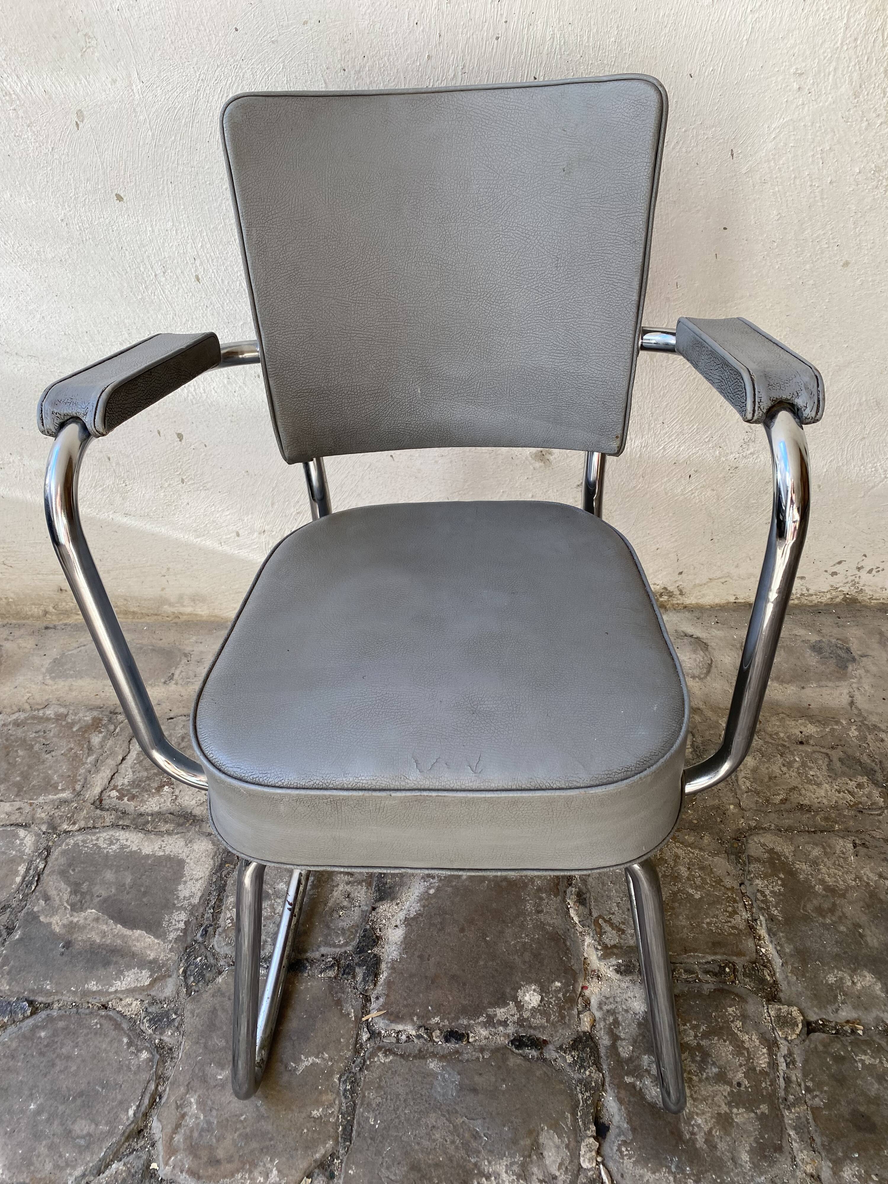 Pullman chair 1950 chrome and skai tube