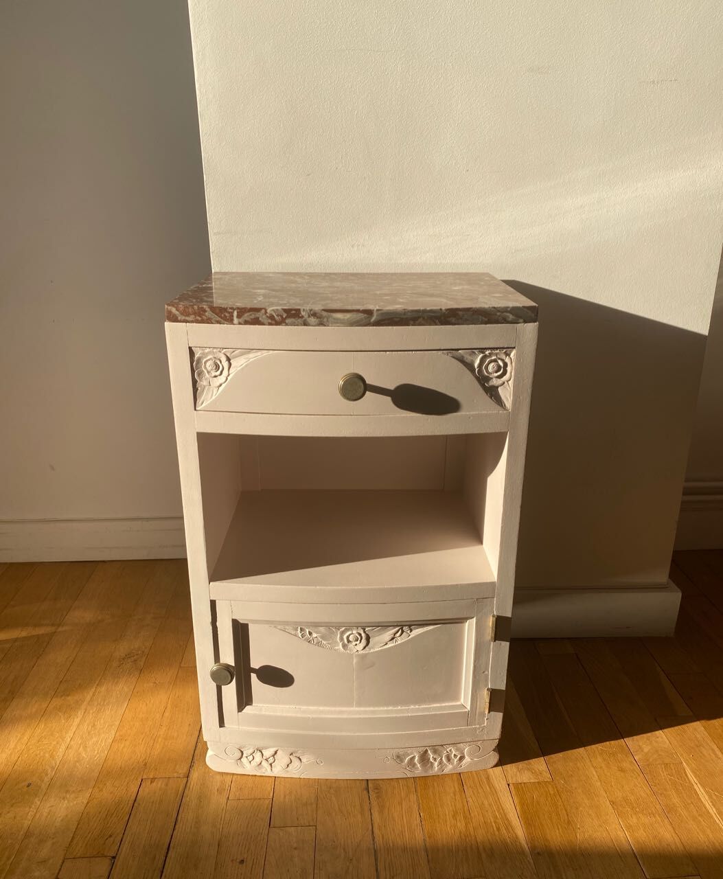 Art deco bedside