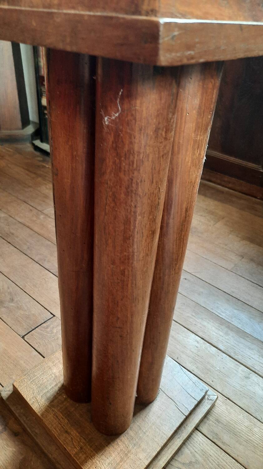 Wooden column