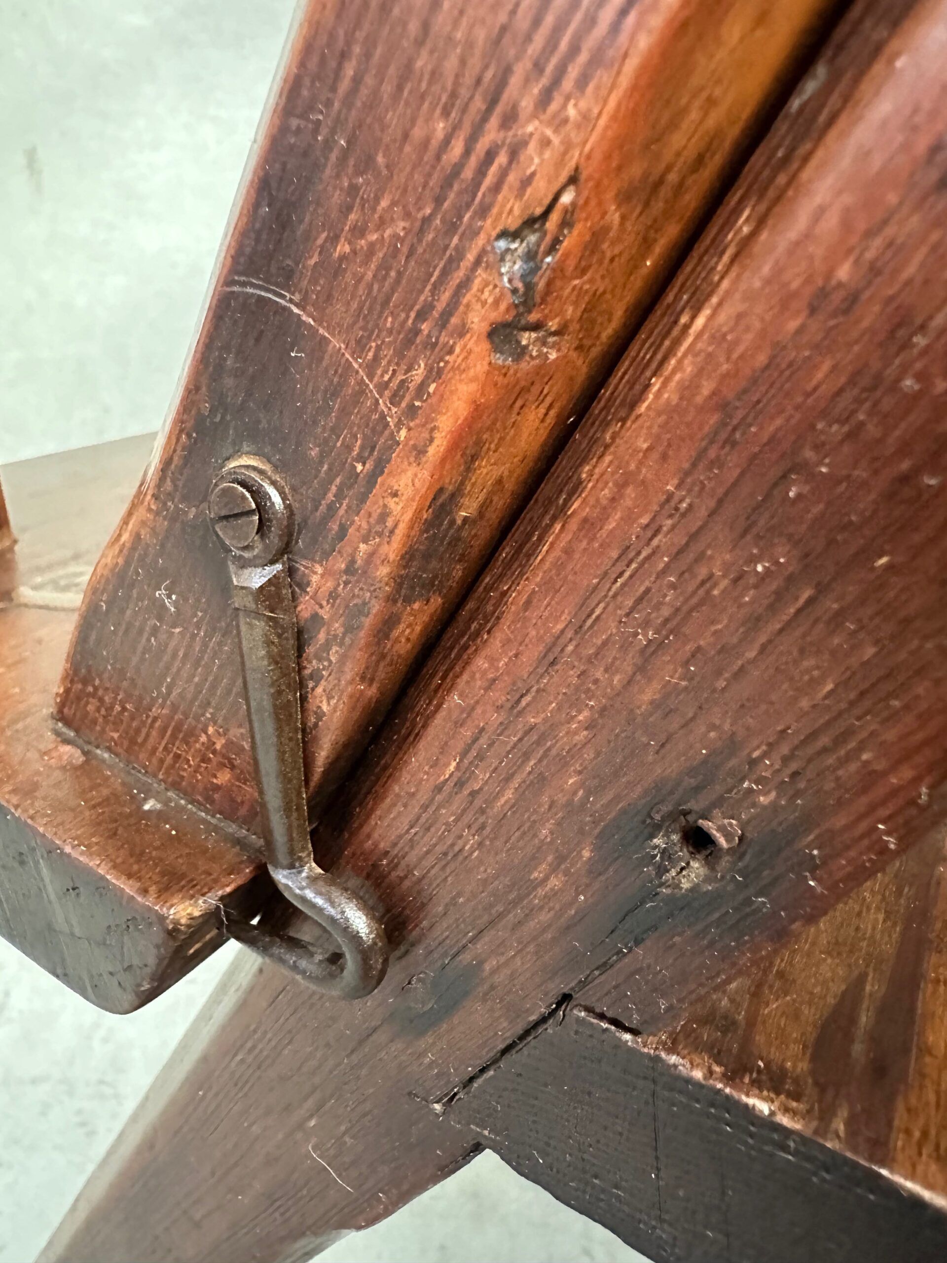 Échelle / chaise de bibliothèque antique