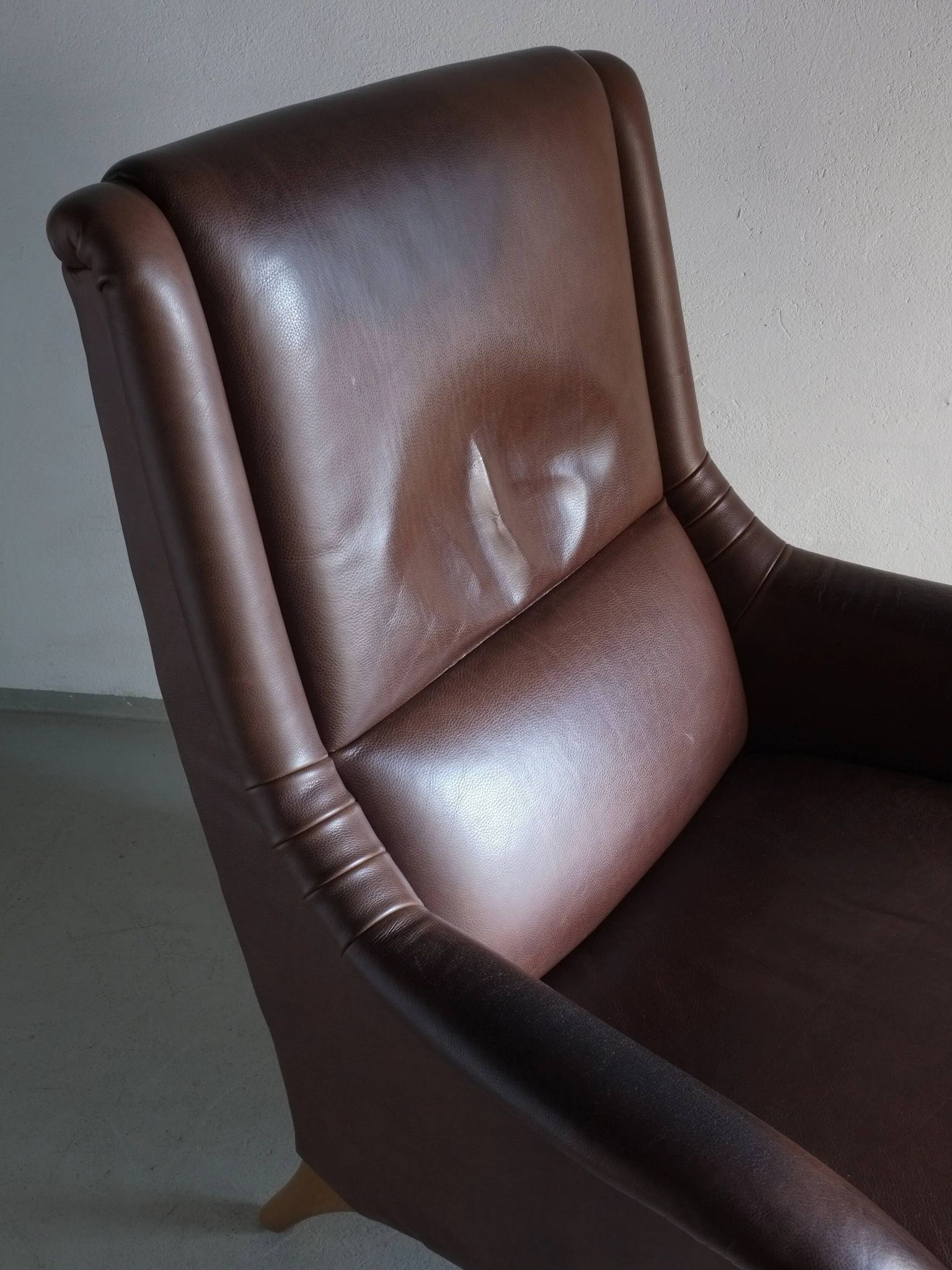 Fauteuil lounge en cuir marron | Pays-Bas | Années 1980