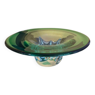 Glass fruit bowl