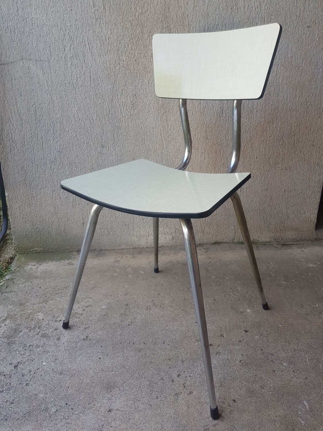 Formica chair brand Volo