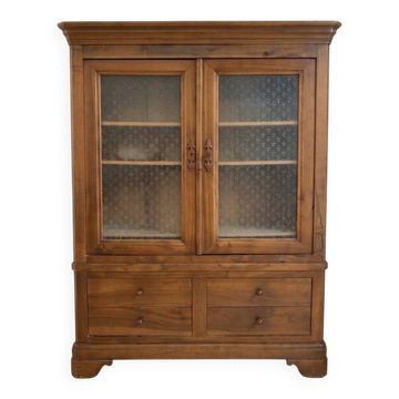 Bibliothèque artisanale en bois de noyer