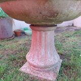 Garden planter on foot