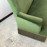 Vintage sofa in green velvet