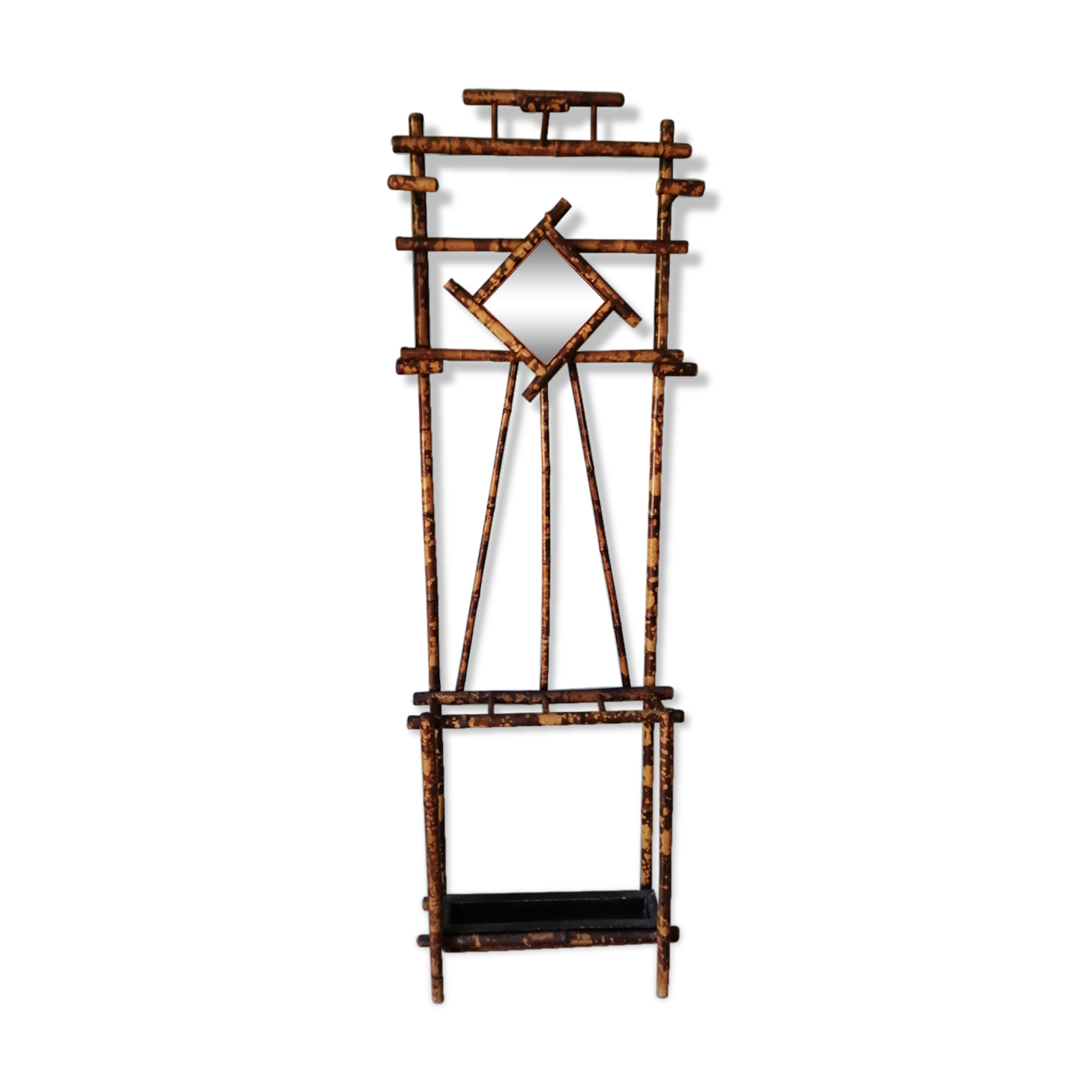 Antique bamboo cloakroom