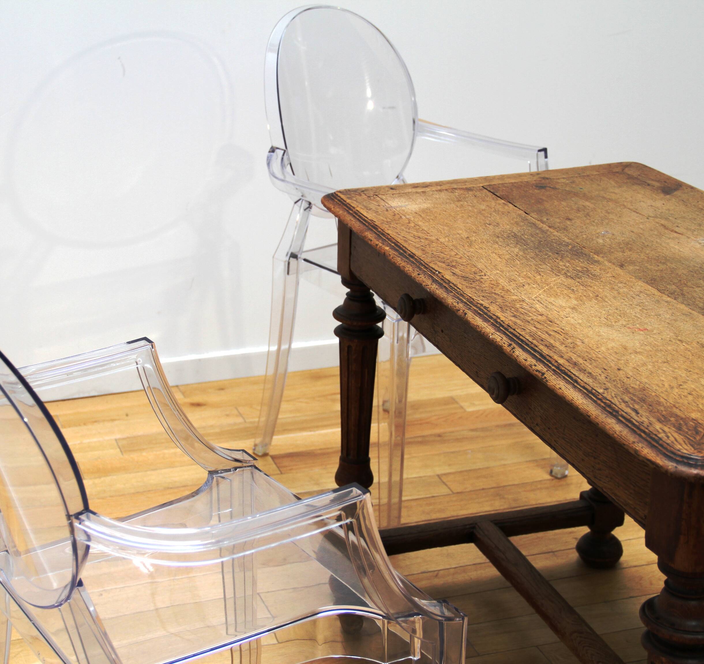 Pair of Louis Ghost chairs, Philippe Starck
