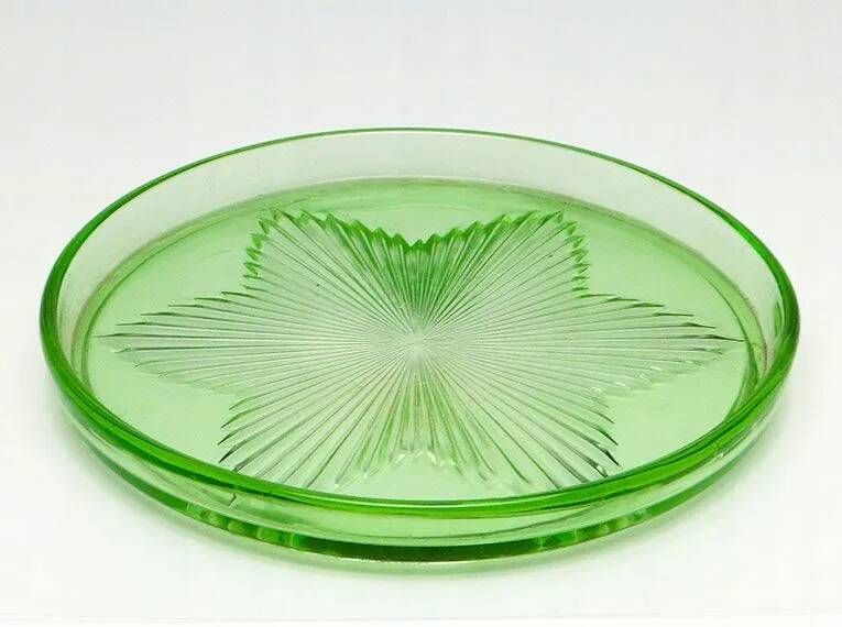 C1F Green Hydrangea Tray for Glasses No. 263
