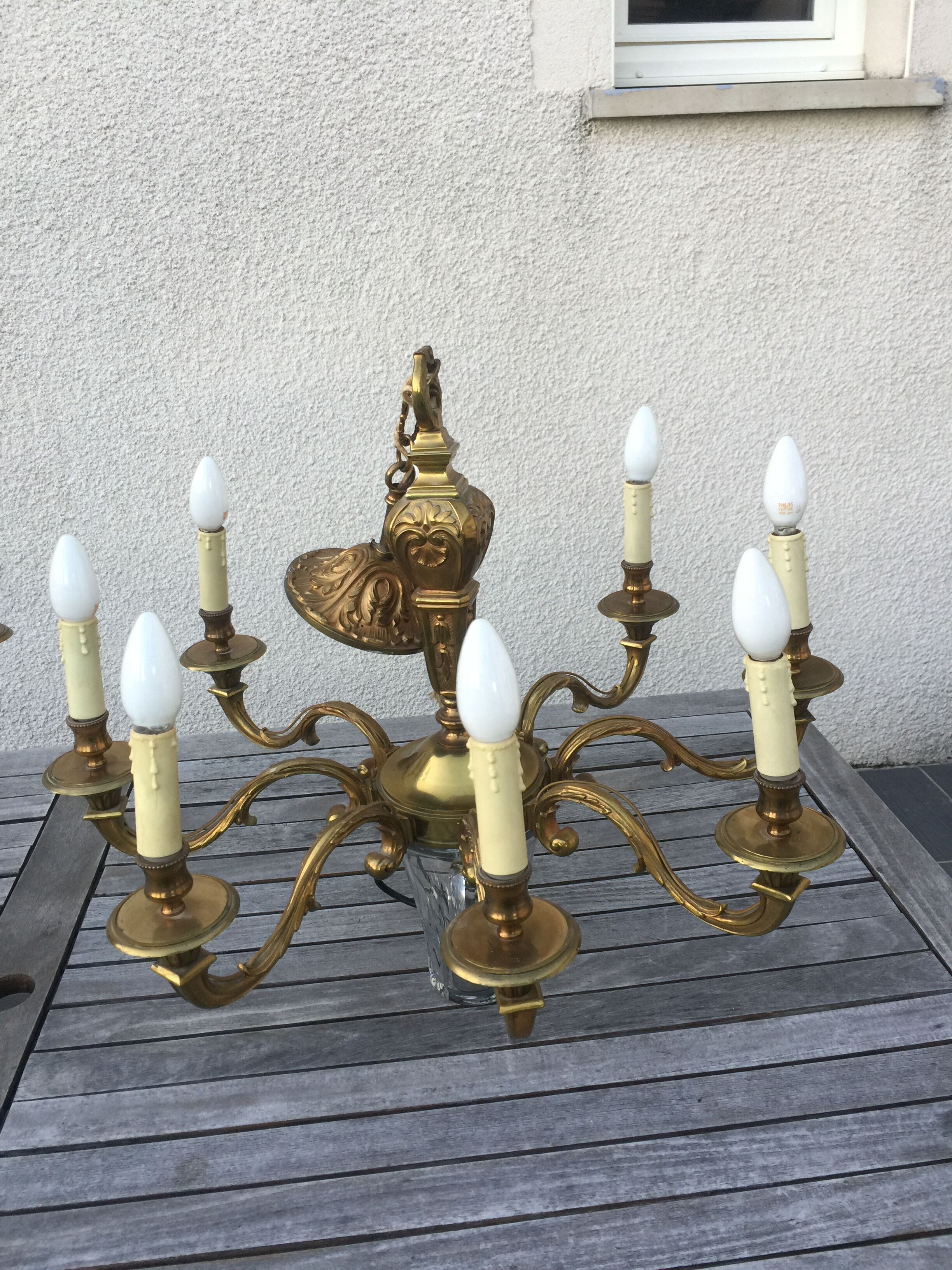 Paire de lustres en bronze