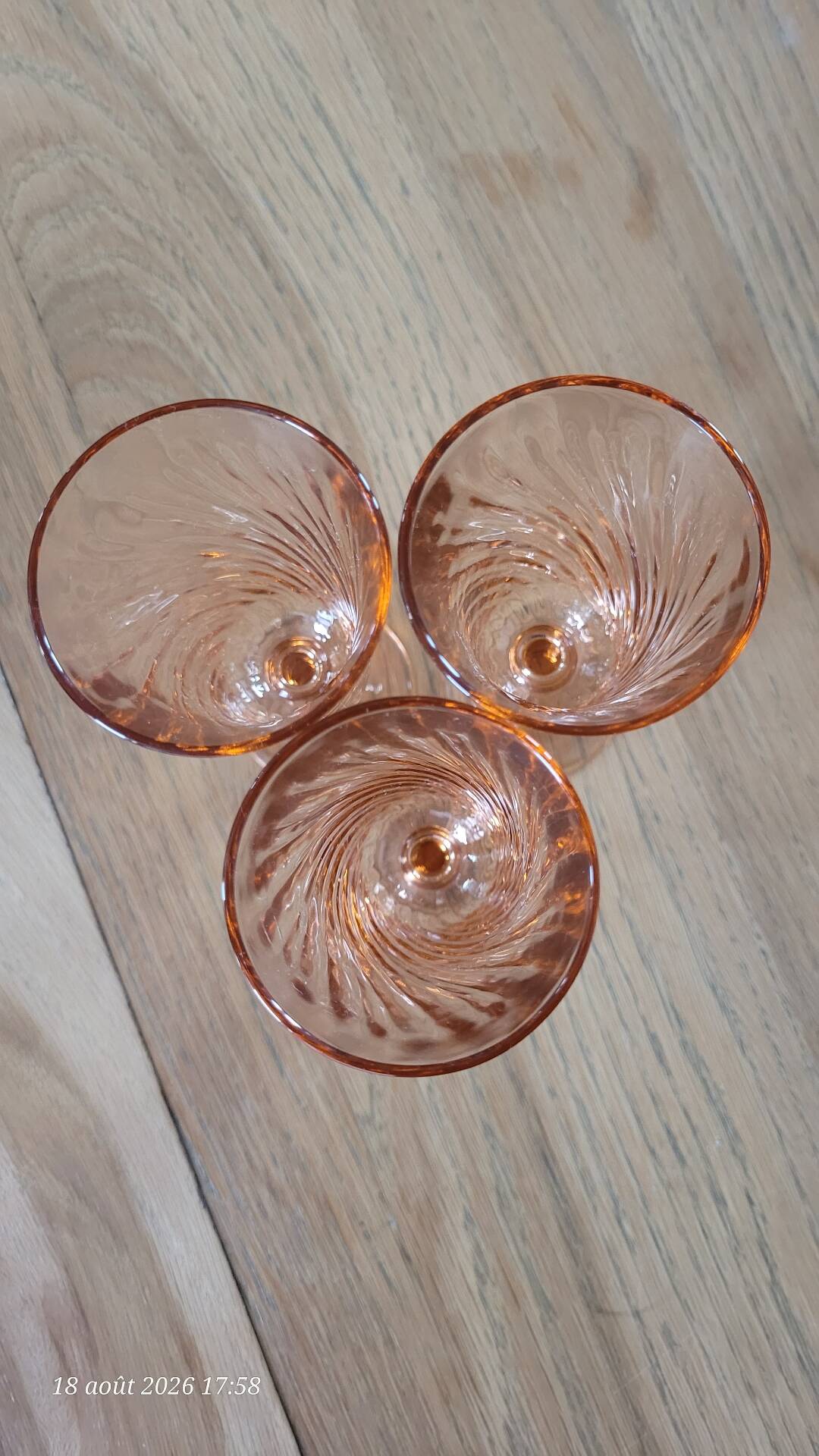 3 Rosaline champagne flutes