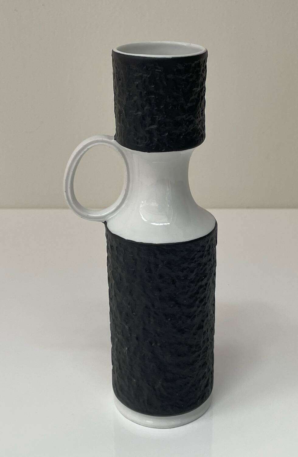 Vase soliflore Bavaria noir texturé vintage années 70