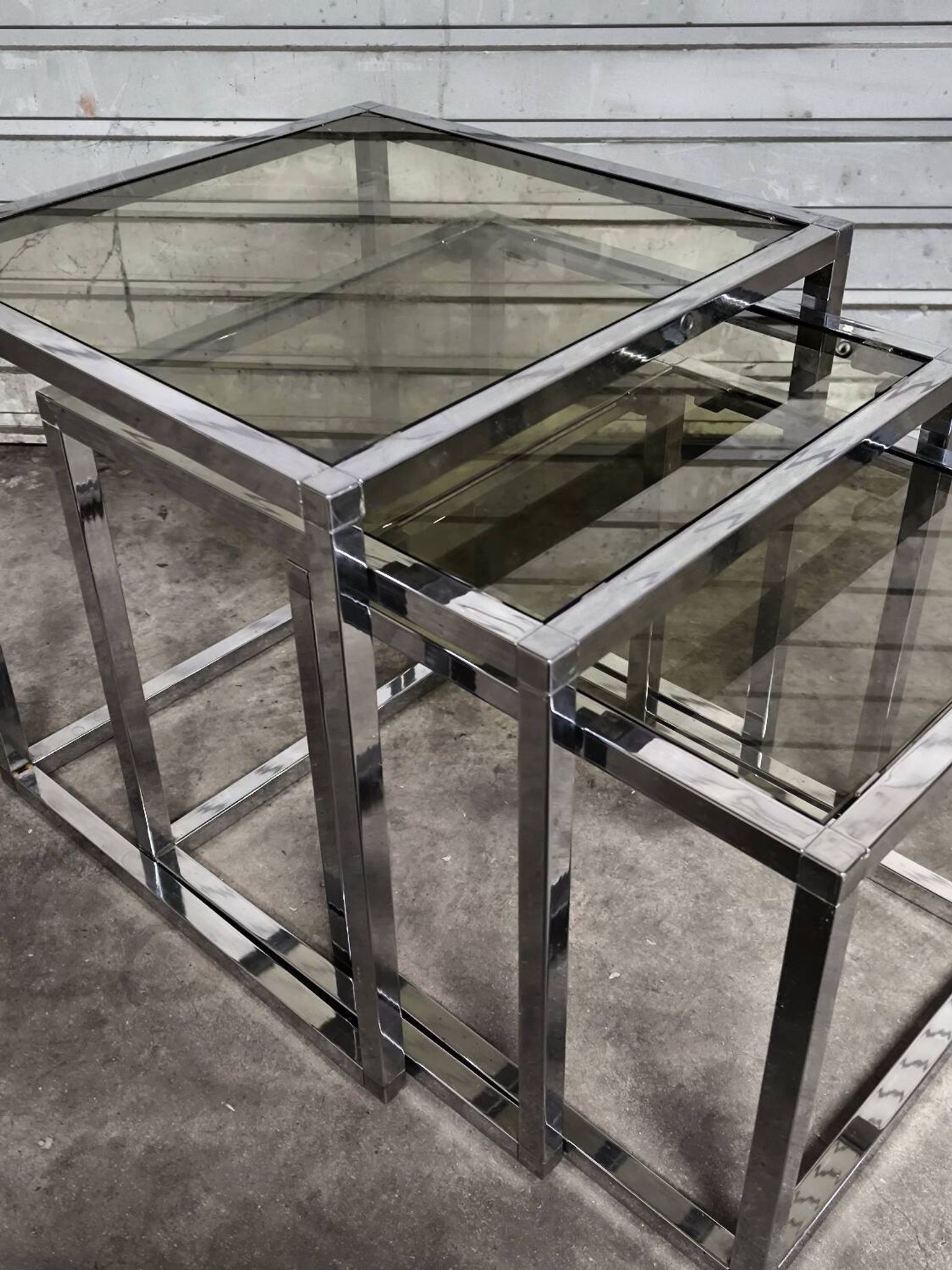 Vintage nesting tables