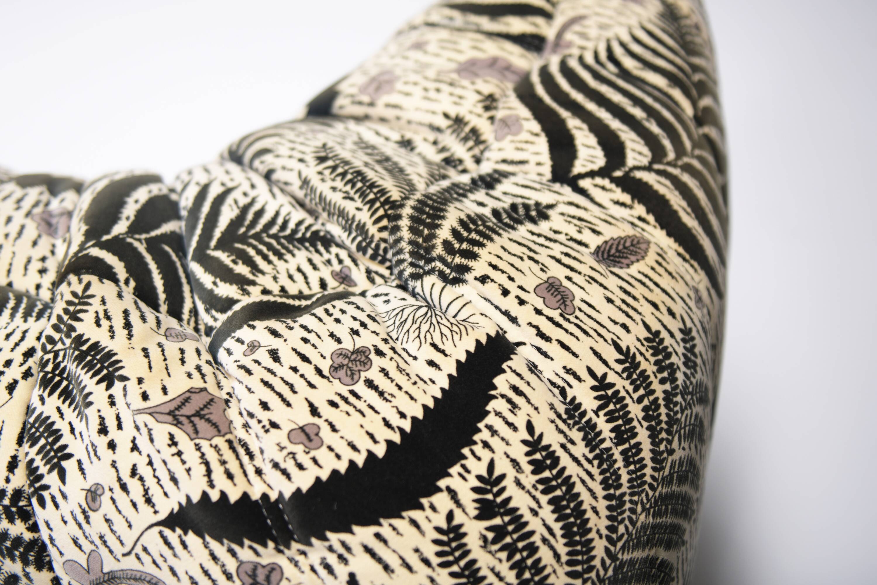 Stunning vintage TOGO Limited Edition by Michel Ducaroy for Ligne Roset France