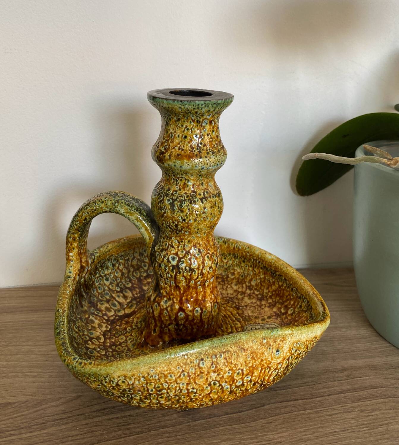 Enamel hand candle holder