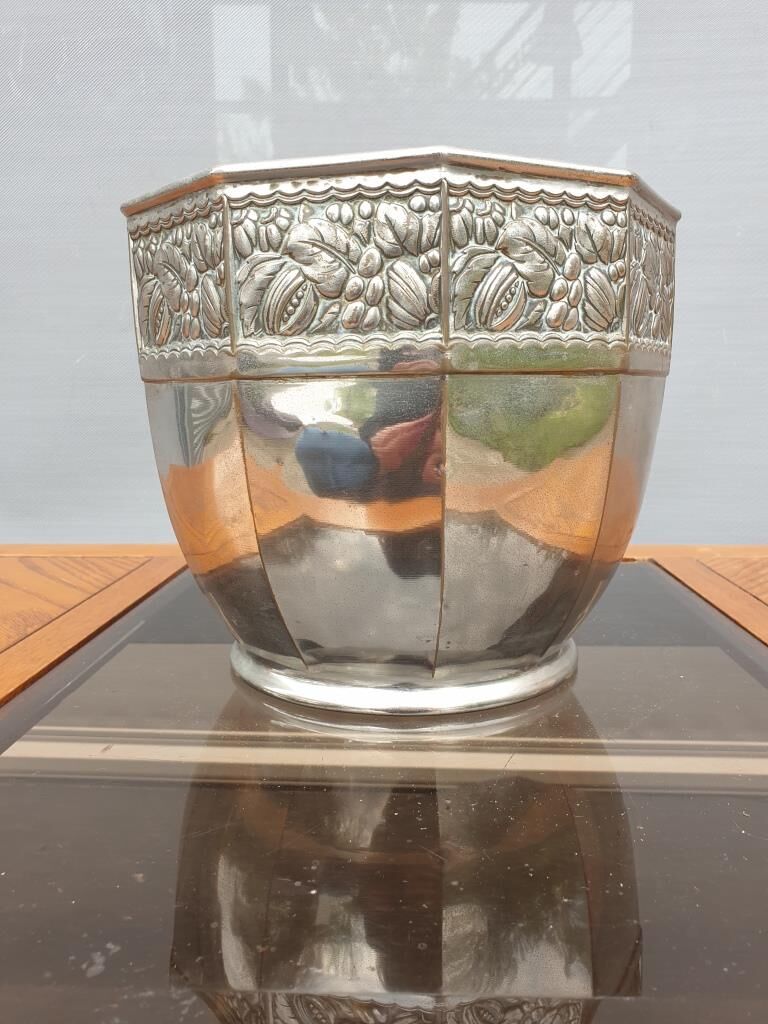 Art Deco chrome brass pot cache