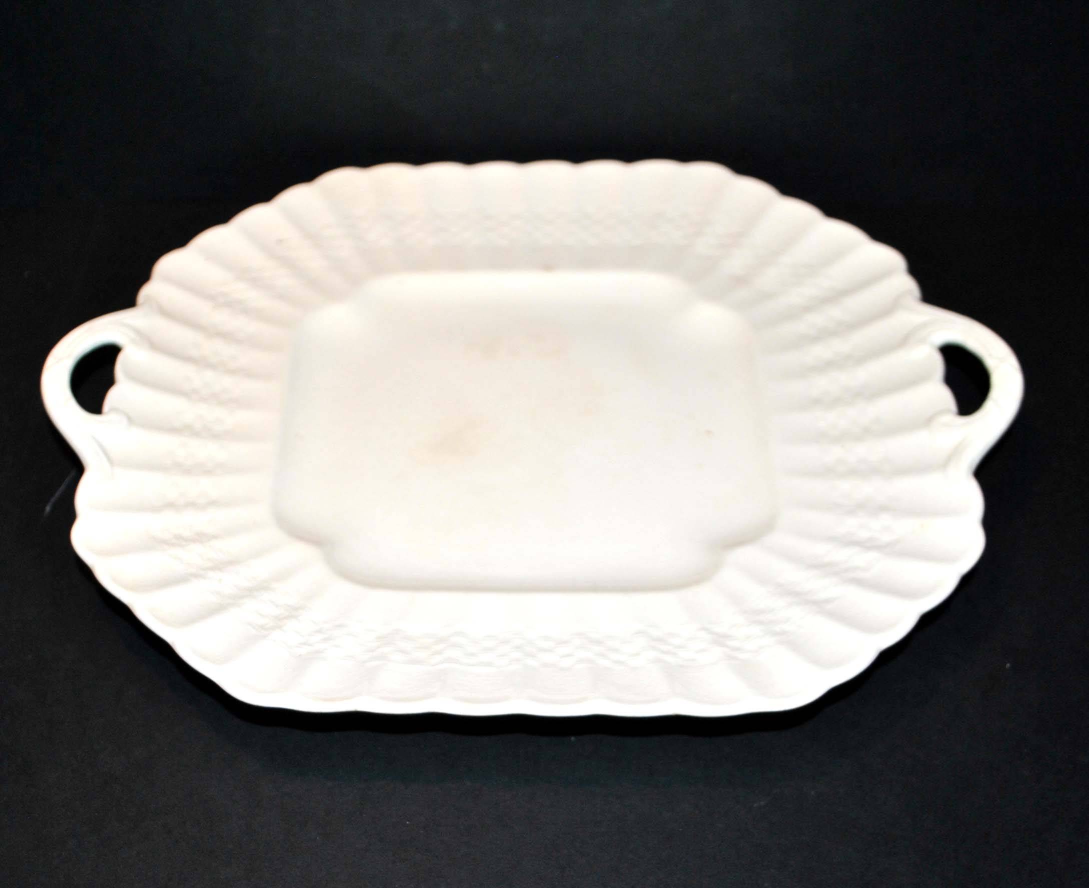Antique octagonal dish in English "Bone China" opaque cream earthenware COPELAND SPODE England