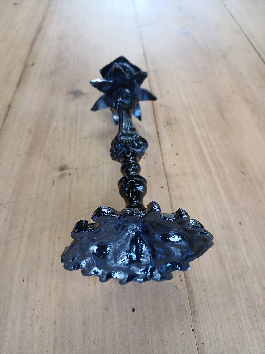 Black metal candle holder/candlestick