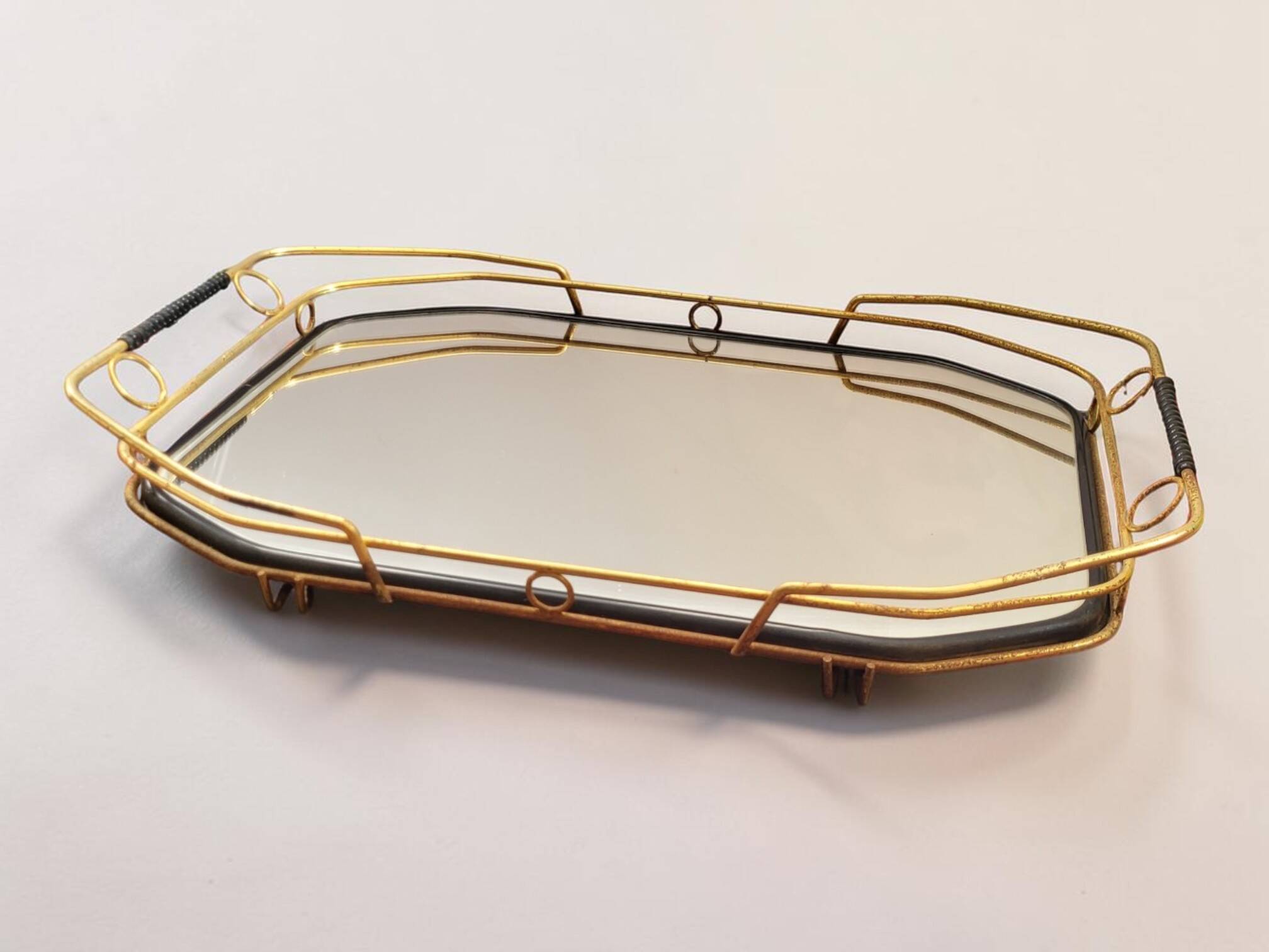 Vintage mirror plateau with gallery