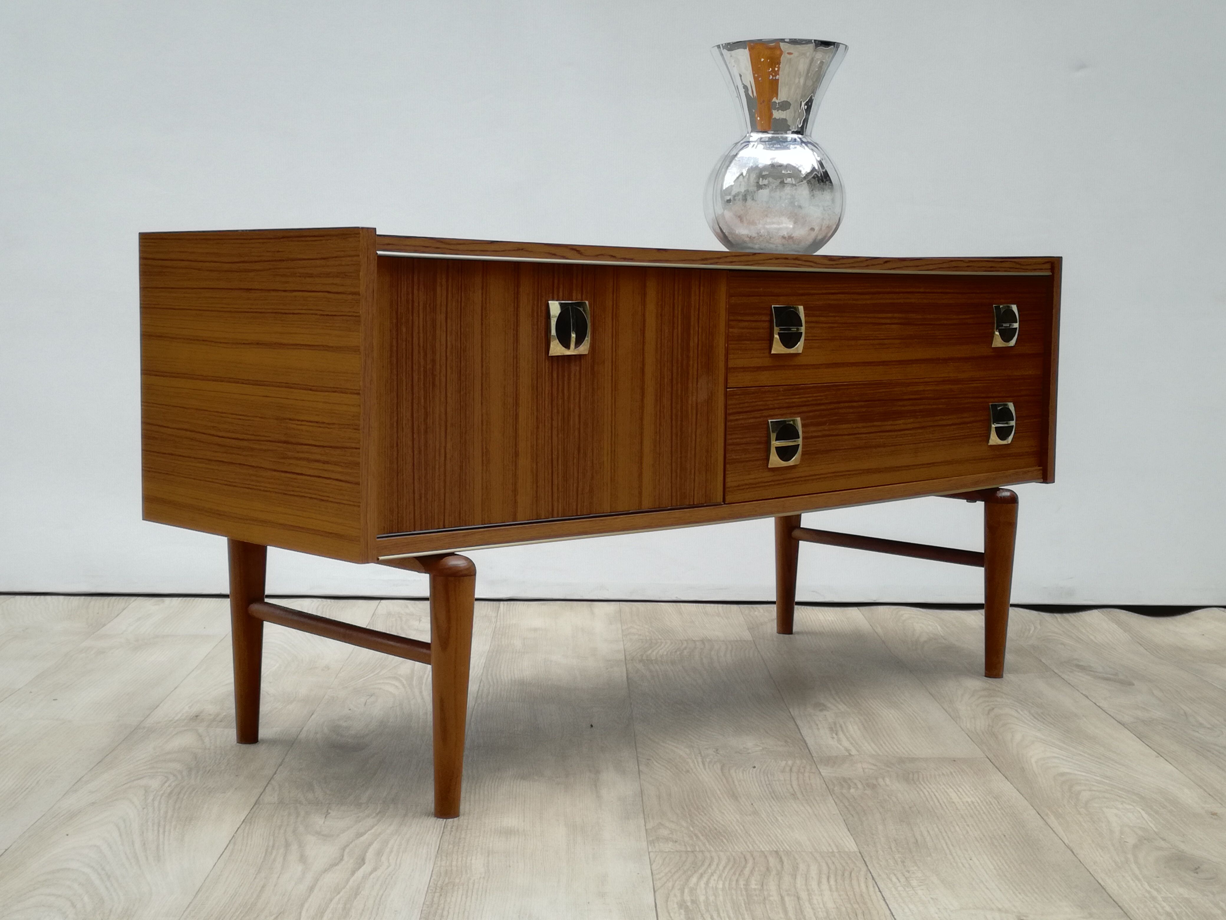 Sideboard style vintage 60s
