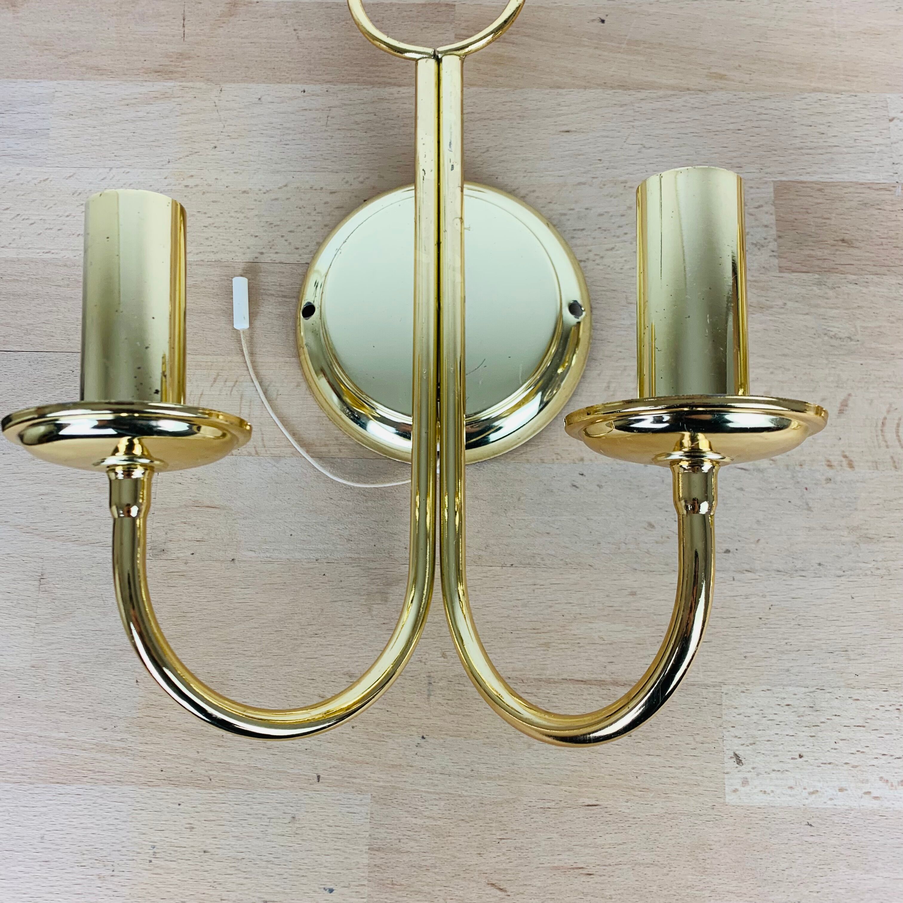 Pair of brass wall lamps Hollywood Regency Je Fassung